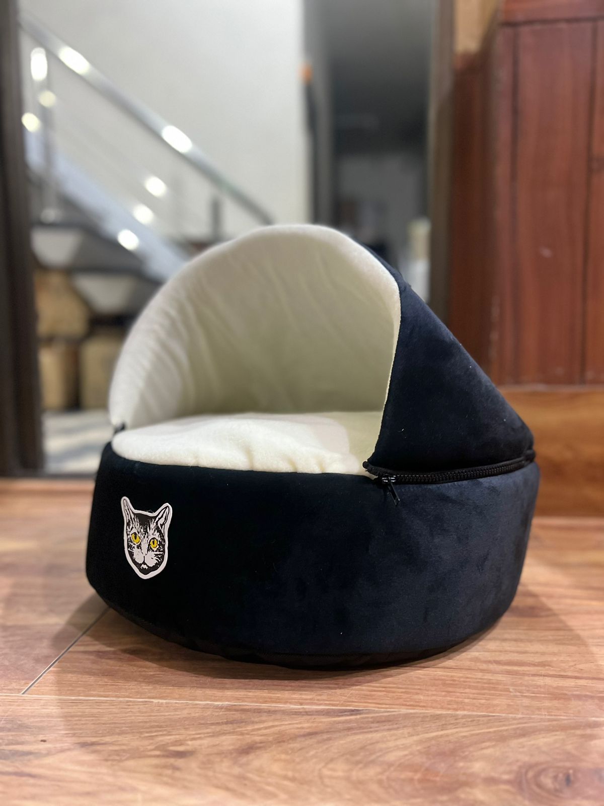 Semi Enclosed Bed for Pets